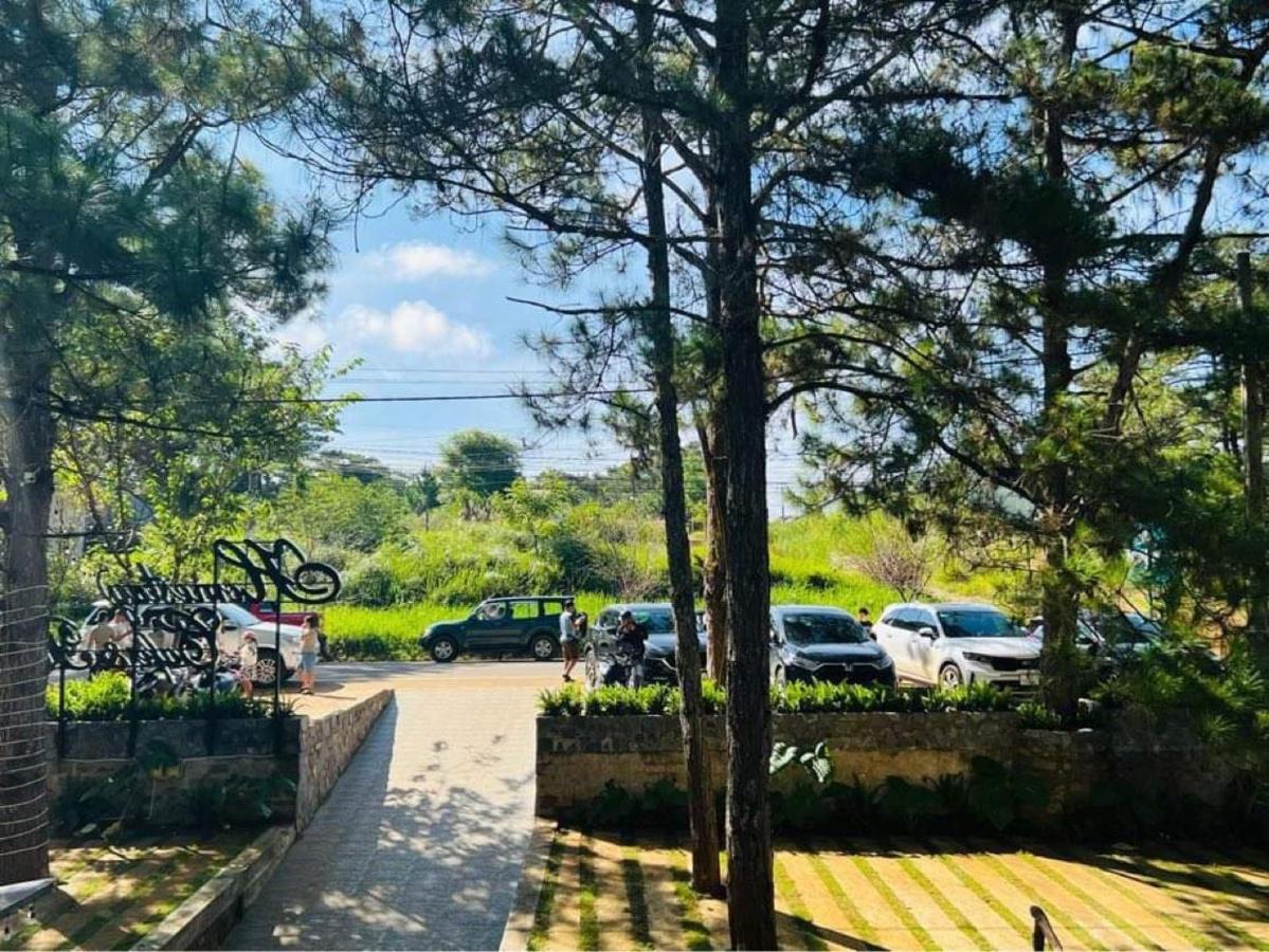 Eva Mang Den Homestay Kon Von Kla Exterior foto